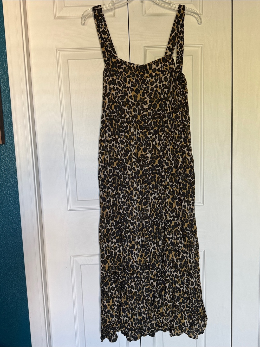 Sleeveless Leopard-Print Midi Dress in Brown and Black